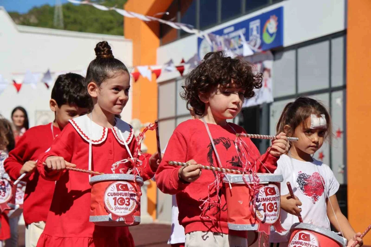 Muğla'da miniklerin gözünden Cumhuriyet etkinlikleri düzenlendi 3
