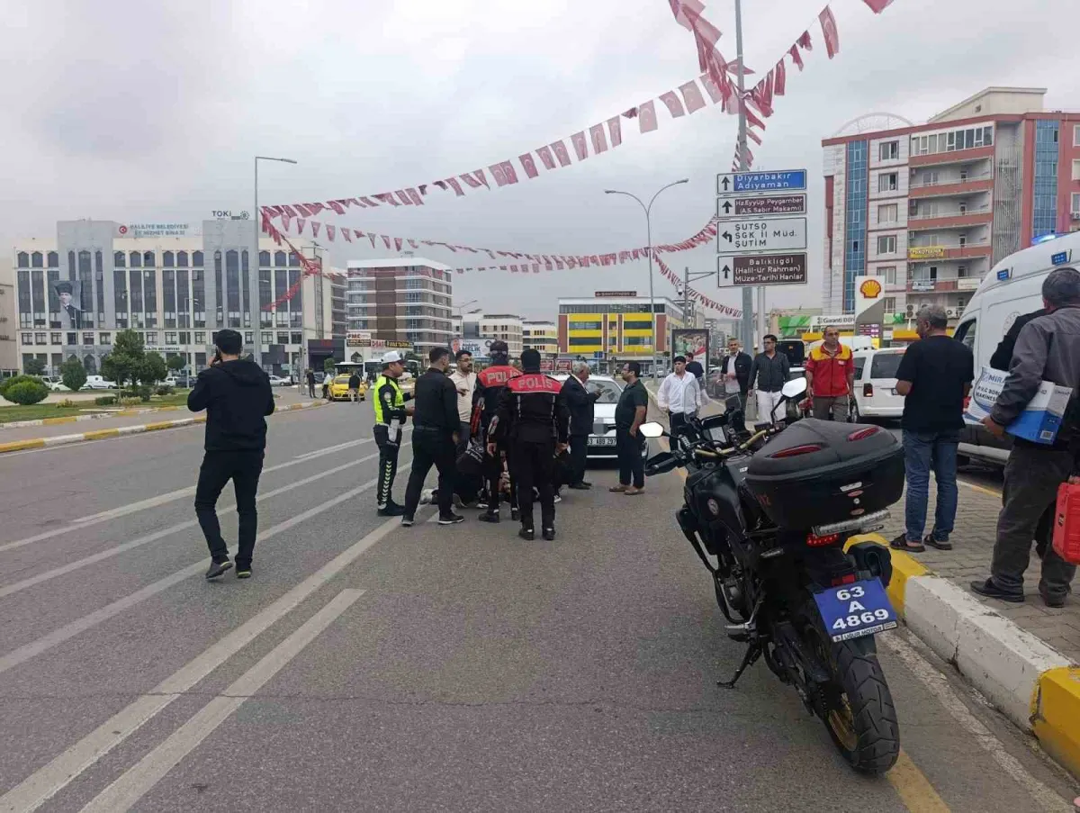 Şanlıurfa'da yolun karşısına geçmeye çalışan çocuğa otomobil çarptı 2