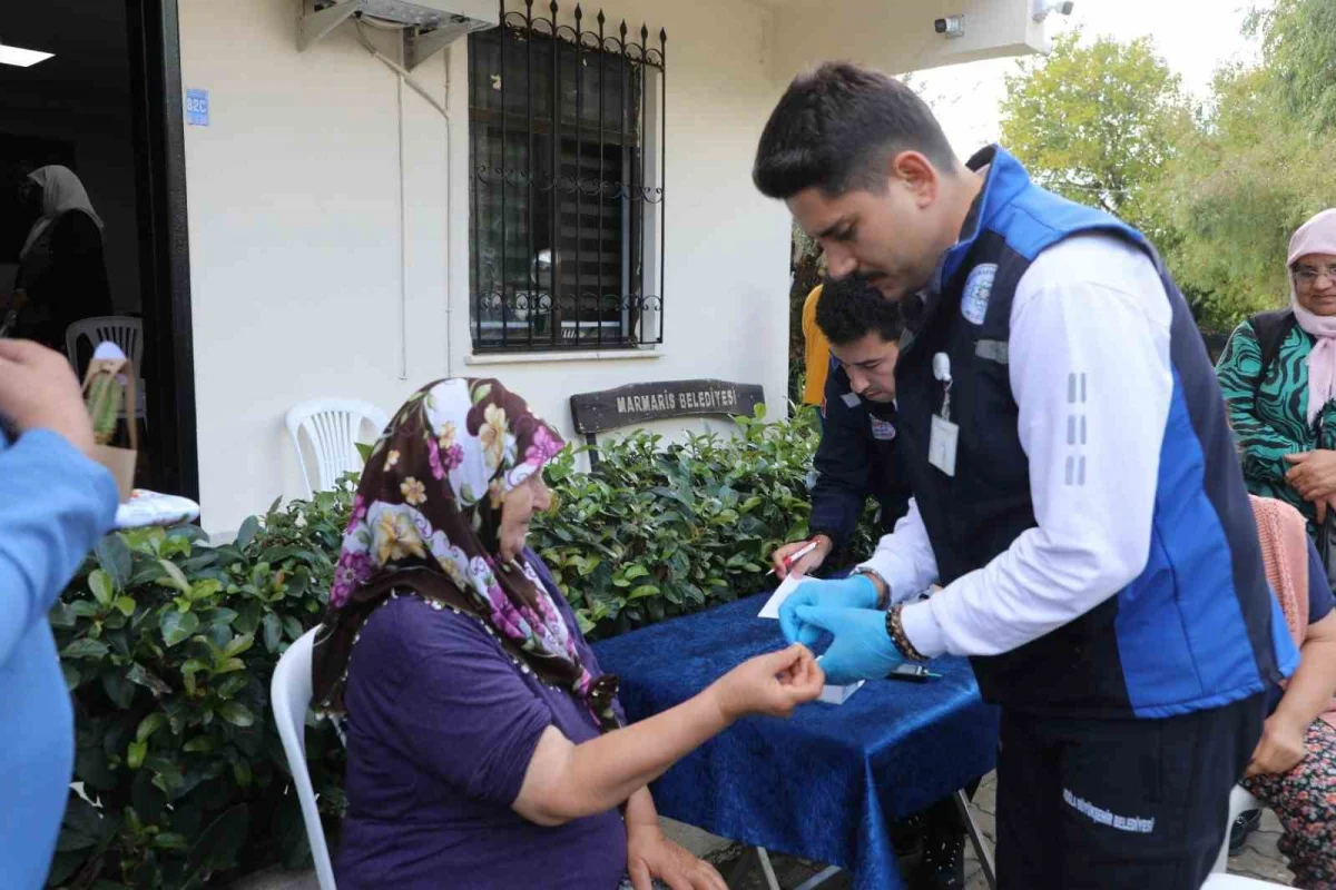 Muğla Büyükşehir Belediyesi'nden Hisarönü'nde erken teşhis ve meme kanseri eğitimi 2