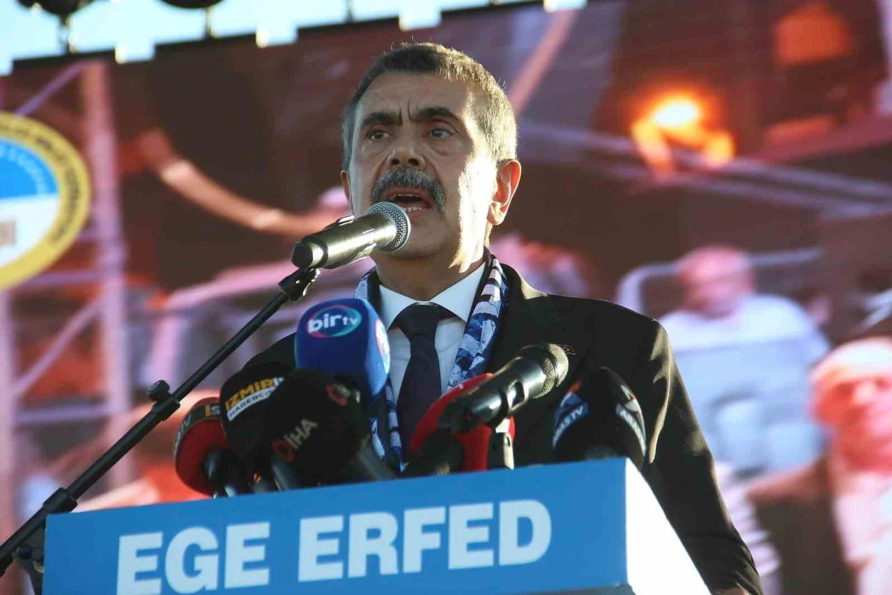 MİLLİ EĞİTİM BAKANI YUSUF TEKİN İZMİR PROGRAMI KAPSAMINDA EGE BÖLGESİ ERZURUM DERNEKLER BİRLİĞİ...