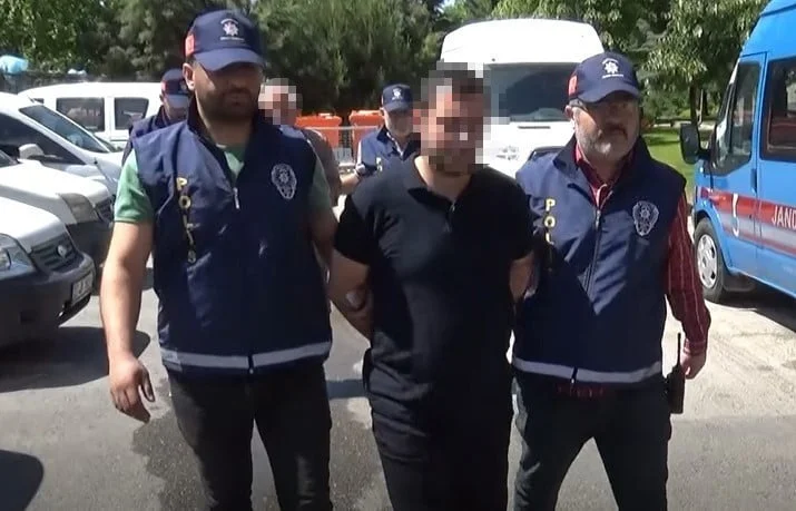 GAZİANTEP'TE 2022 YILINDA BİR REZİDANSTA YAŞANAN ÇİÇEK HIRSIZLIĞI OLAYIYLA BAŞLAYAN HUSUMETİN...