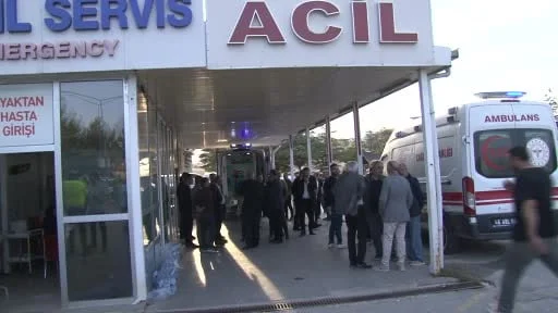 MHP'li milletvekili ve il başkanının konvoyunda kaza: 1 ölü, 4 yaralı