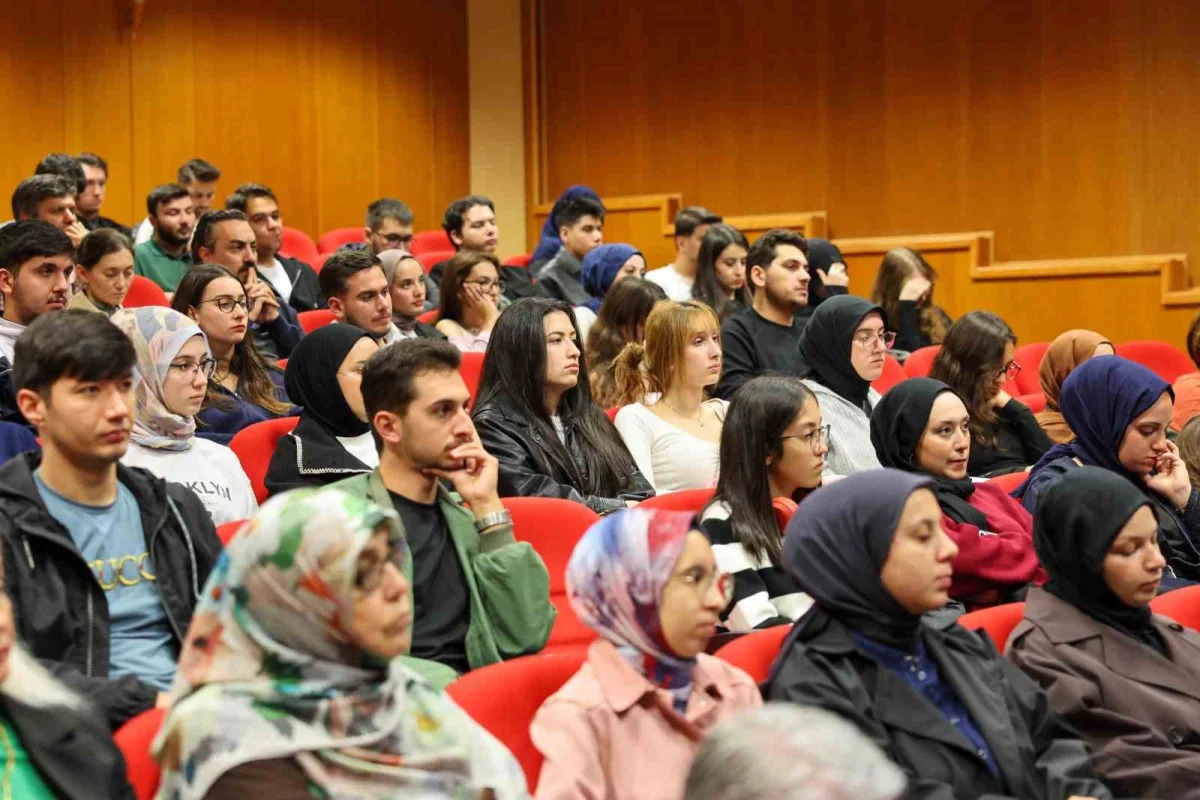 OMÜ'de Cumhuriyet'in tarihi ve kazanımları ele alındı 2
