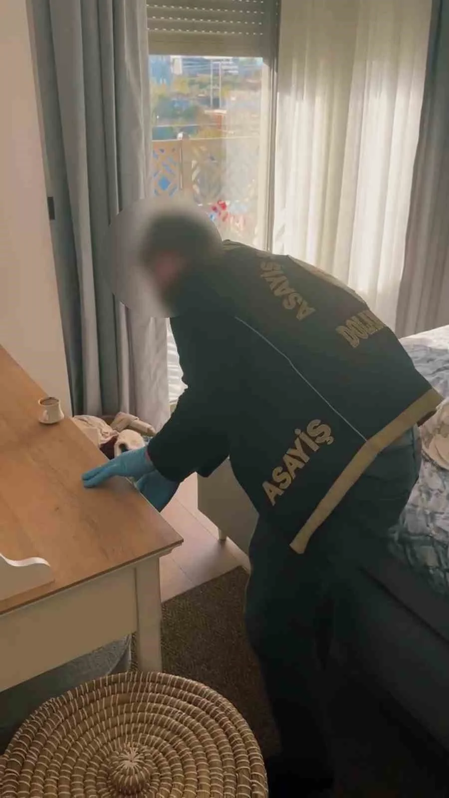 Antalya'da sahte başsavcı vekili oyunuyla milyonluk vurgun yapan 3 şüpheli tutuklandı 3