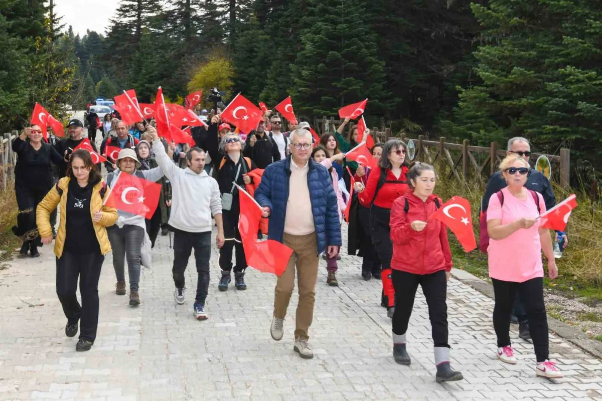 Bursa'da Cumhuriyet coşkusu Uludağ'ın zirvesine taşındı 3