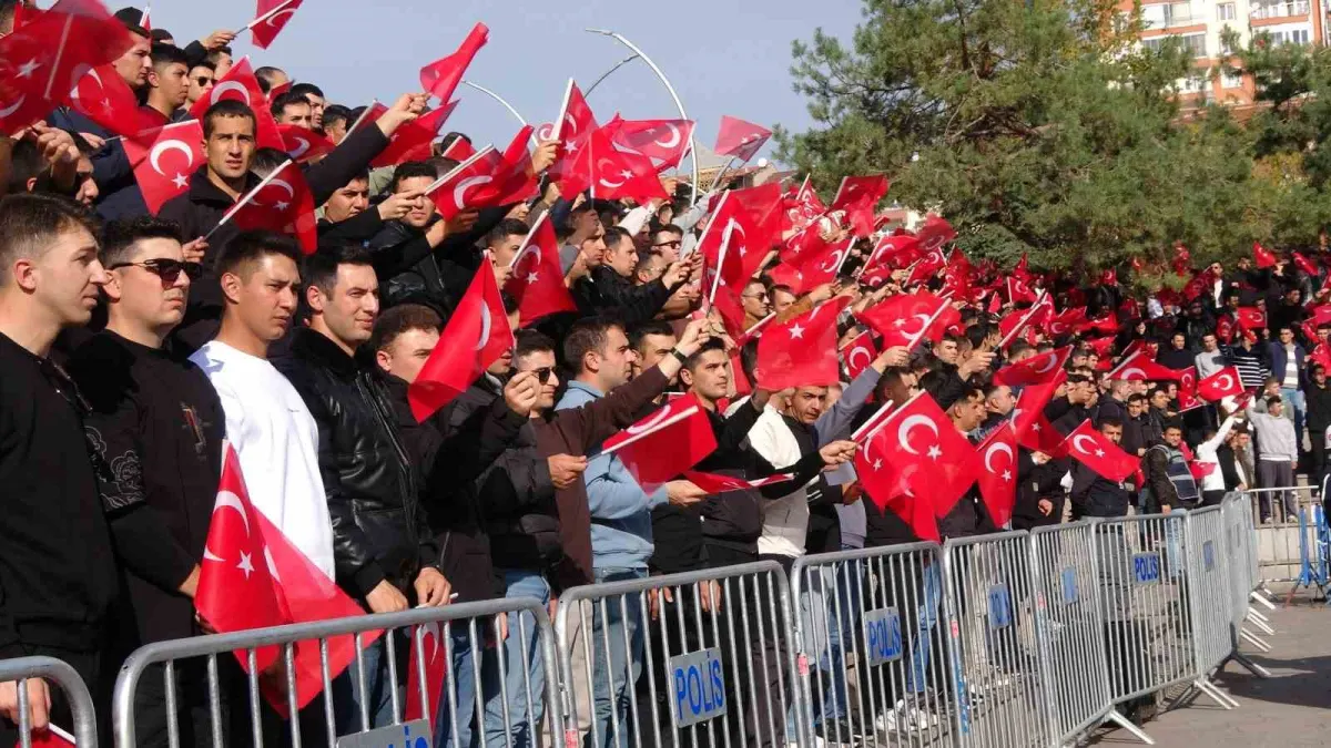 Yozgat'ta Cumhuriyet Bayramı her yaştan vatandaşın katılımıyla kutlandı 4