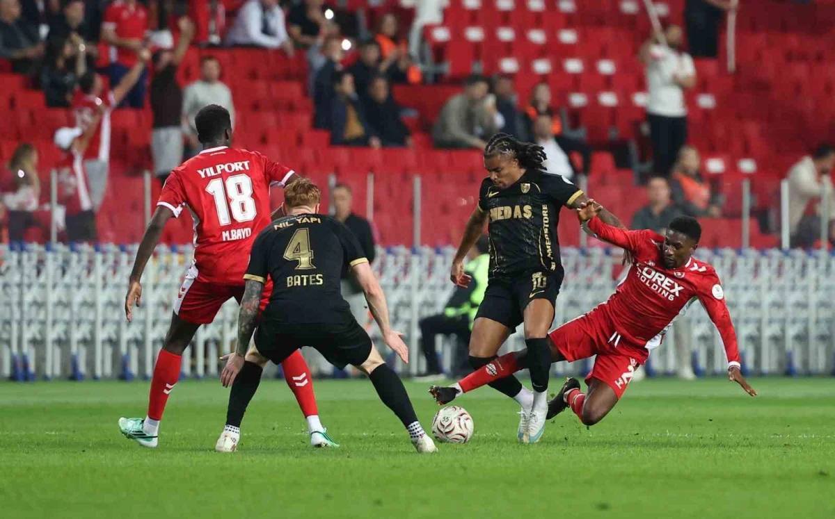 Samsunspor sahasında Amed Sportif Faaliyetler'e mağlup oldu: Kulüp tarihinin en kötü serisi 1