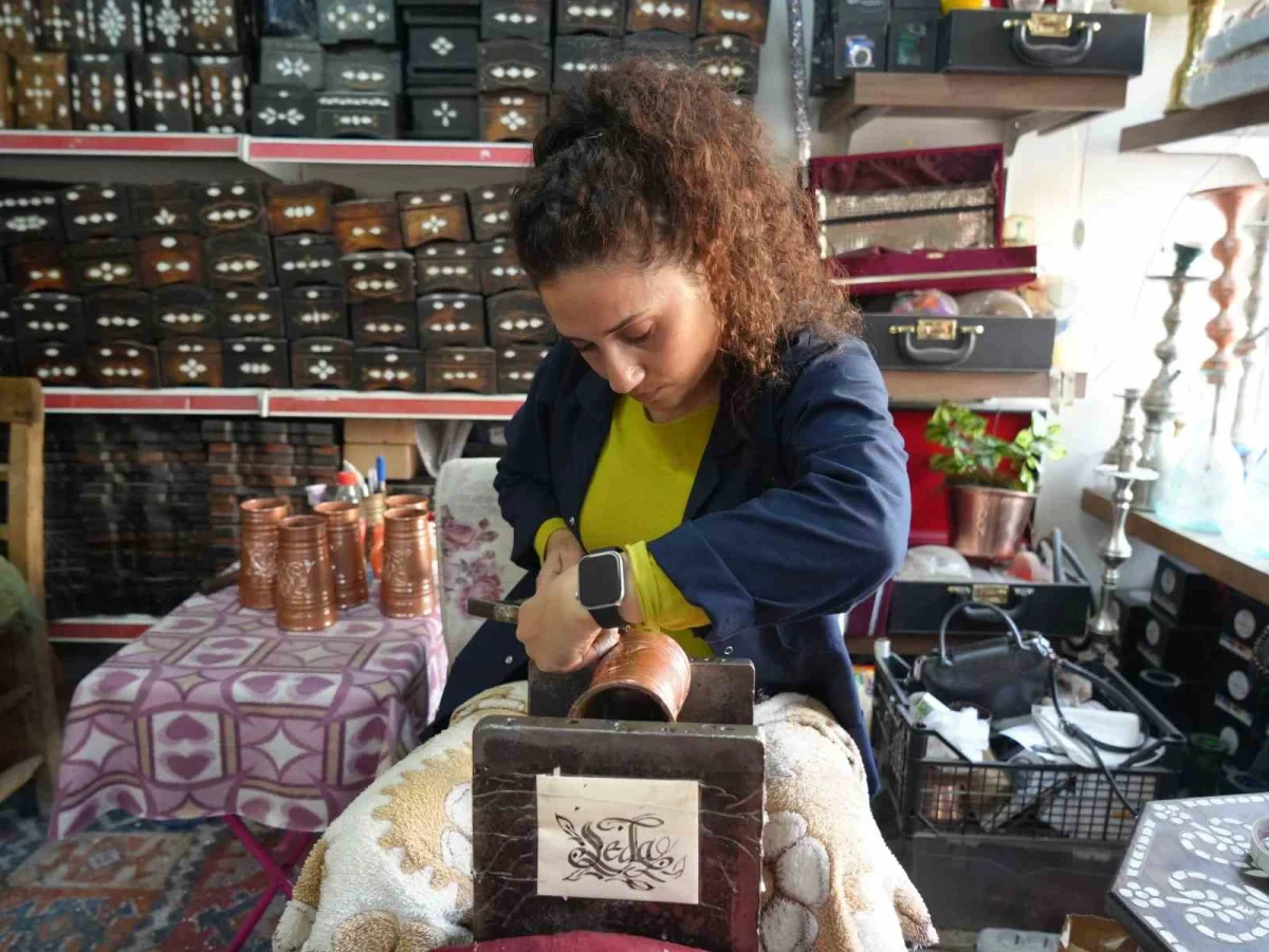 Gaziantep'te hobi olarak başladığı bakırcılıkta usta oldu 3