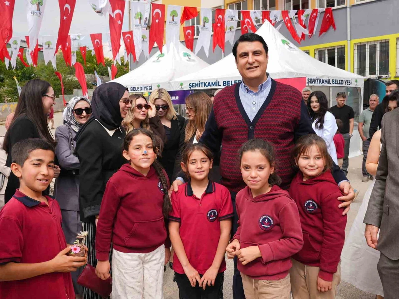 ŞEHİTKAMİL BELEDİYESİ TARAFINDAN TÜBİTAK 4009 BİLİM VE TOPLUM DESTEK PROGRAMI KAPSAMINDA...