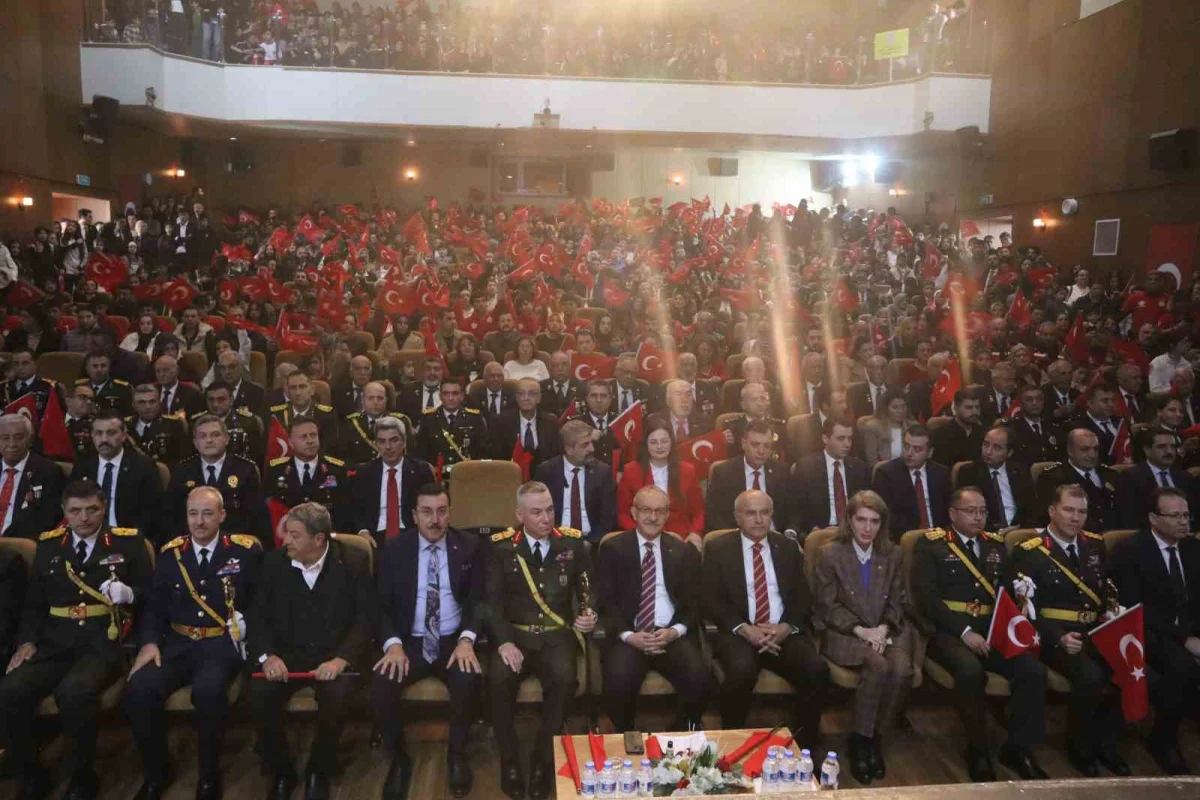 Malatya'da Cumhuriyet Bayramı'nın 103. yıl dönümü törenle kutlandı 2
