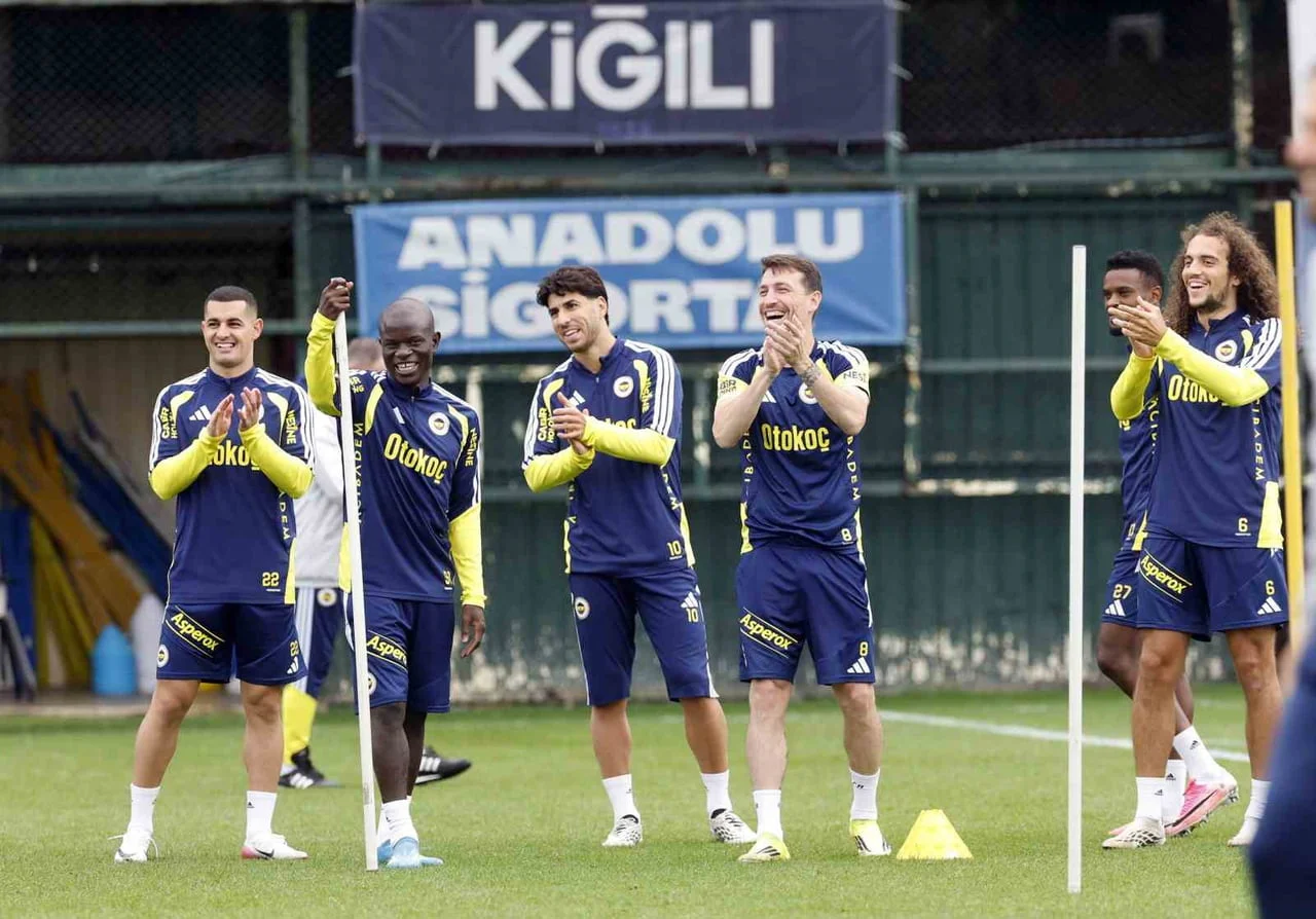 FENERBAHÇE, TRENDYOL SÜPER LİG'İN 7. HAFTASINDA ÇAYKUR RİZESPOR İLE OYNAYACAĞI MAÇIN...