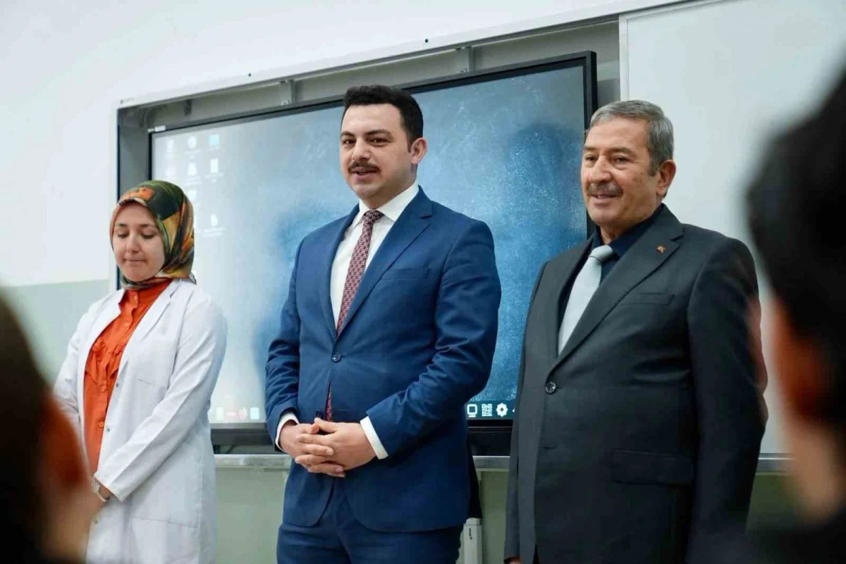 Darende'de ilçe protokolünden okullara kapsamlı ziyaret 1