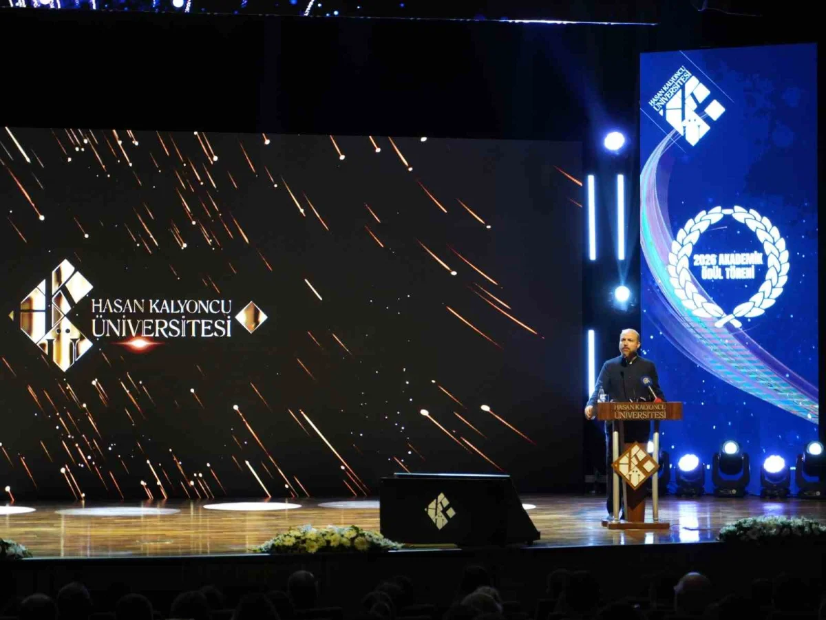 Hasan Kalyoncu Üniversitesi'nde akademik ve sportif başarılar ödüllendirildi 4