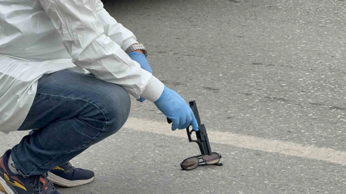 Samsun'da önünü kestikleri sürücüyü bıçaklayıp aracının lastiklerini kestiler 4