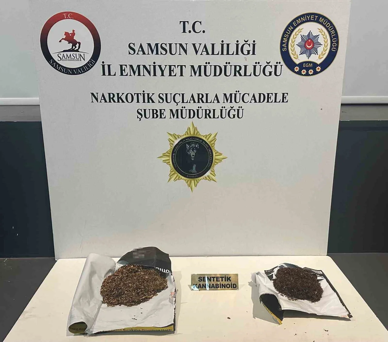 SAMSUN’DA NARKOTİK POLİSİNİN İLKADIM VE CANİK İLÇELERİNDE DÜZENLEDİĞİ UYUŞTURUCU OPERASYONLARINDA...