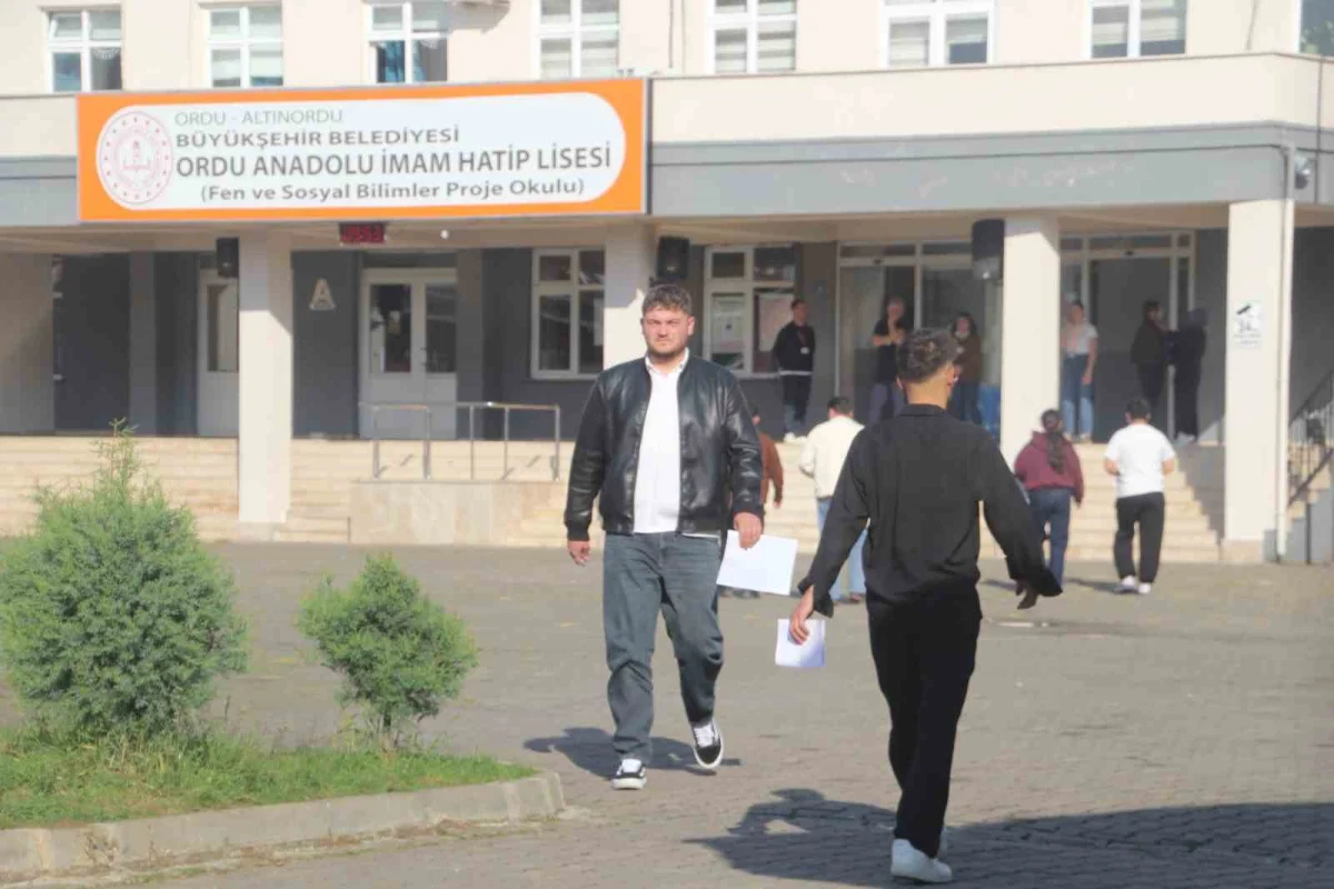 Ordu'da KPSS heyecanında son saniye telaşı 3