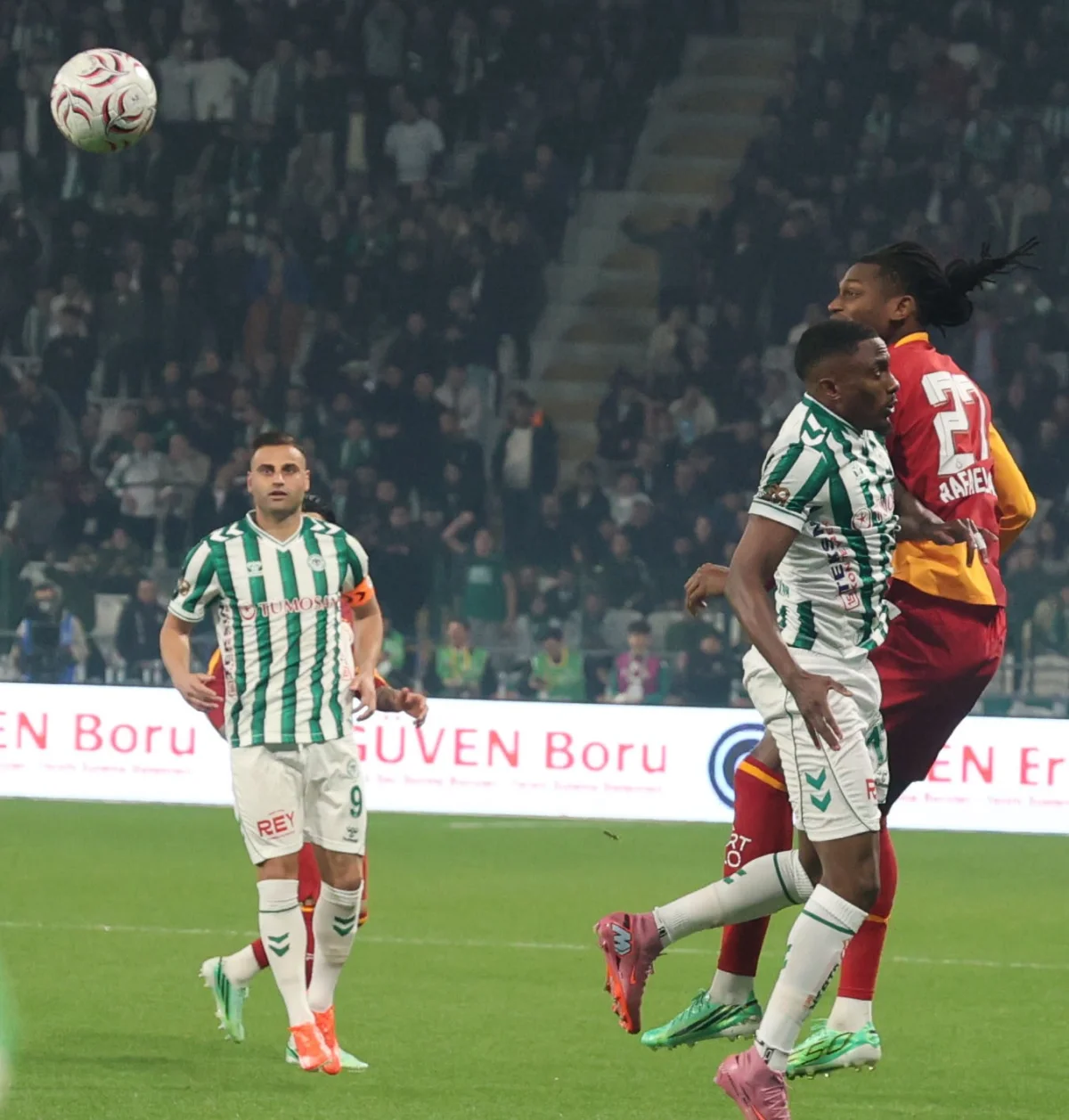 Trendyol Süper Lig'de Konyaspor ile Galatasaray karşılaşıyor 5