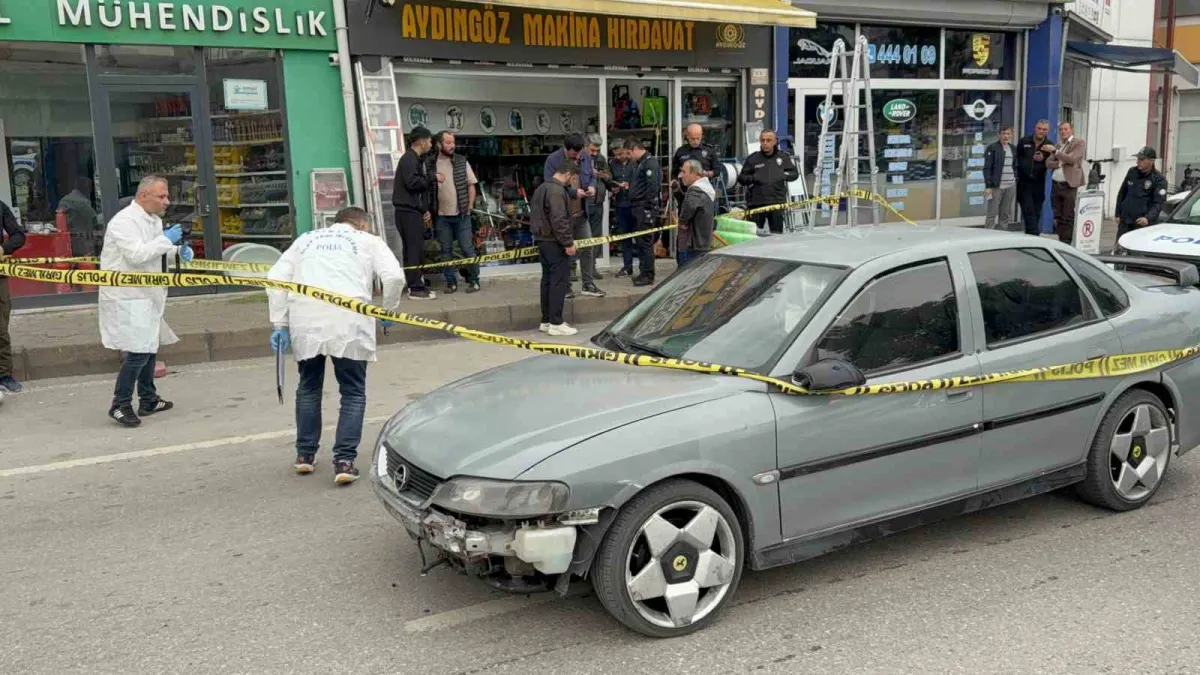 Samsun'da önünü kestikleri sürücüyü bıçaklayıp aracının lastiklerini kestiler 3