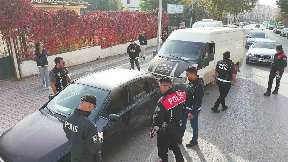 Malatya'da okul çevrelerinde huzur ve güven denetimi yapıldı 1