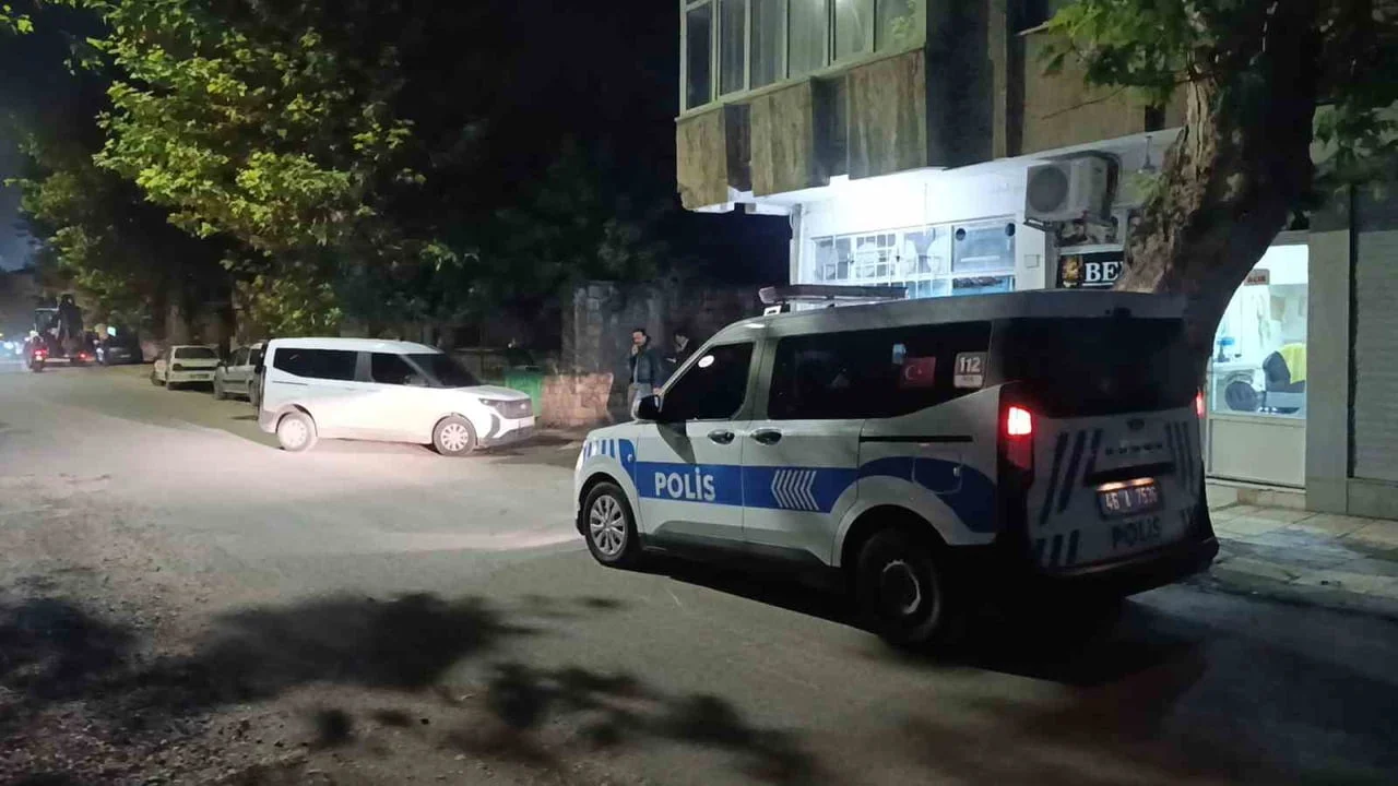 KAHRAMANMARAŞ'TA MEYDANA GELEN GASP OLAYINDA, ŞÜPHELİLER GENÇ BİR KIZ SELAM SELAM SÖYLEYİP...