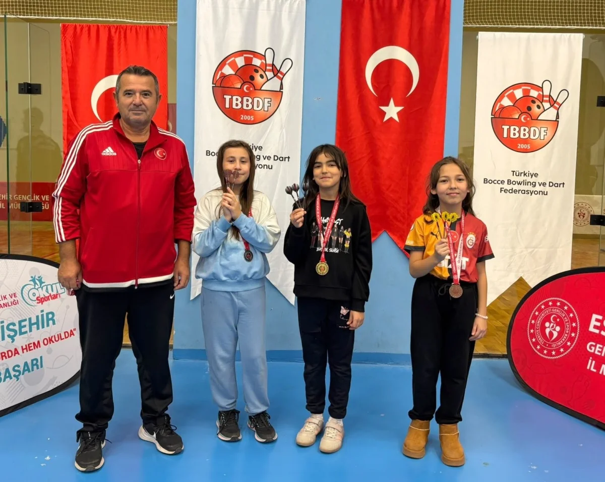 Eskişehir'de dart il birinciliği heyecanı sona erdi 3