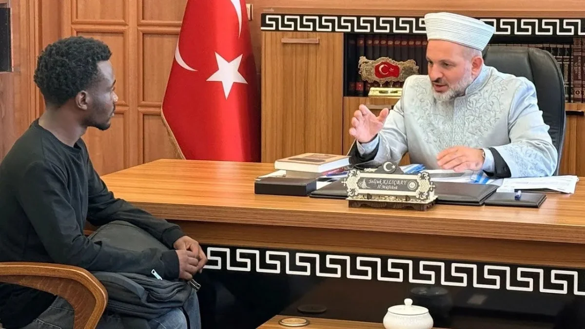 Bolu'da Kongolu üniversite öğrencisi Müslüman oldu: Osman ismini aldı 2