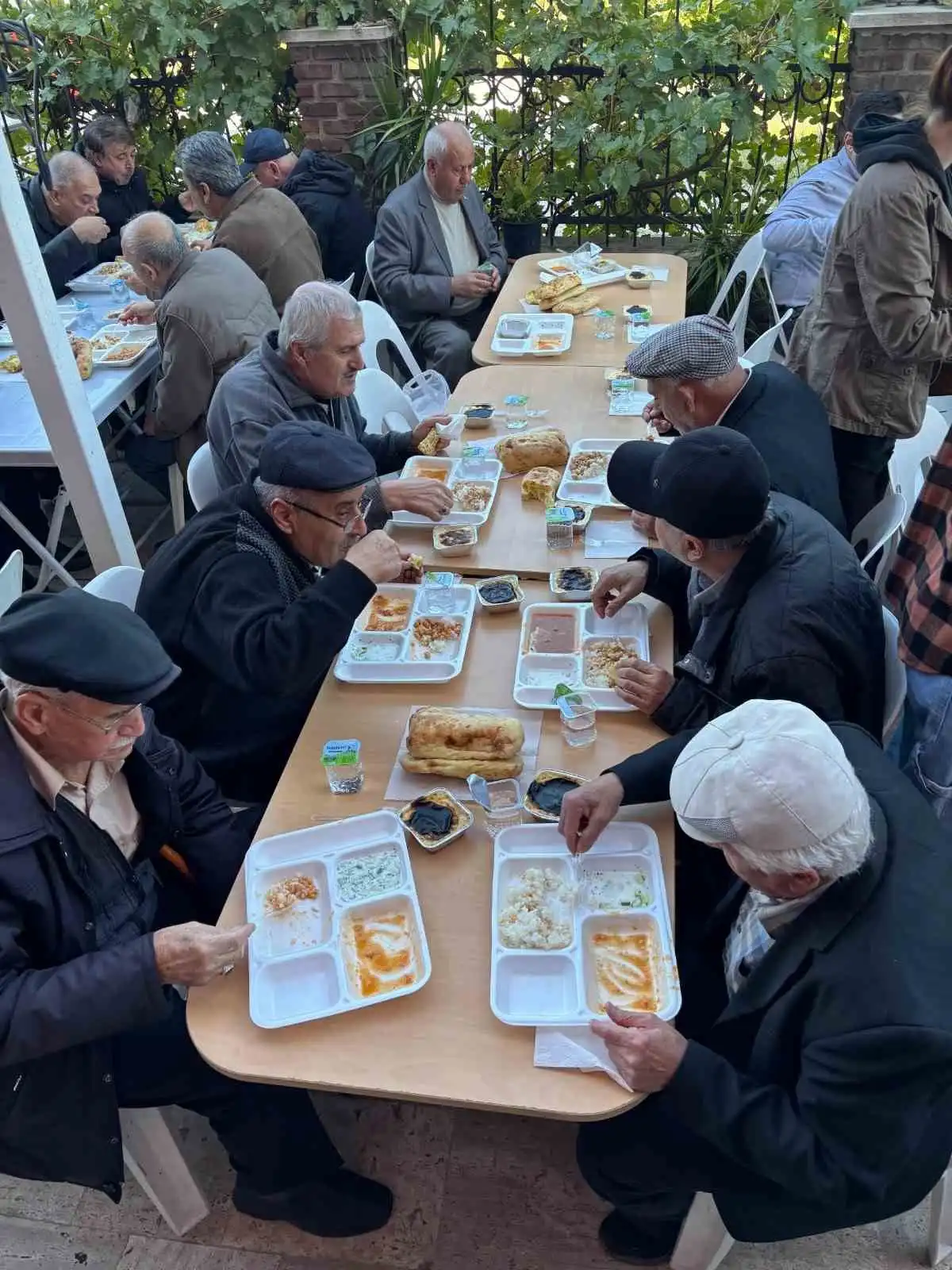 Eskişehir Türk Ocağında geçmişe vefa: Merhum kurucular ve başkanlar dualarla anıldı 2
