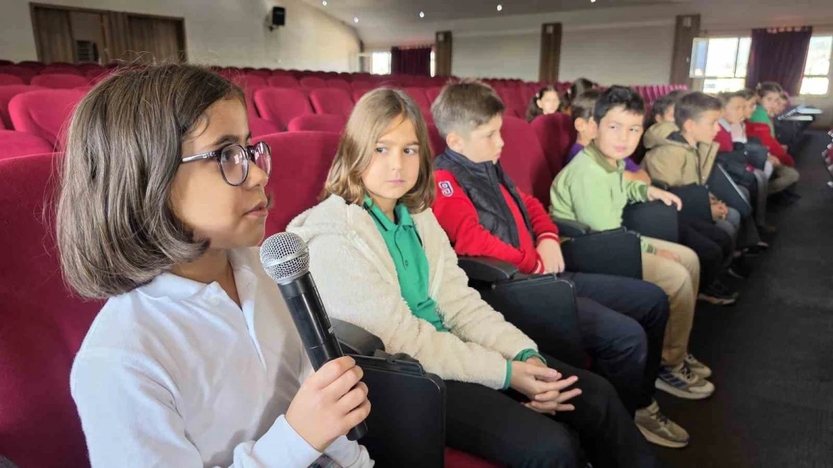 Nazilli'de "Öğrencilerle El Ele" projesiyle ilkokul öğrencileri dinlendi 4