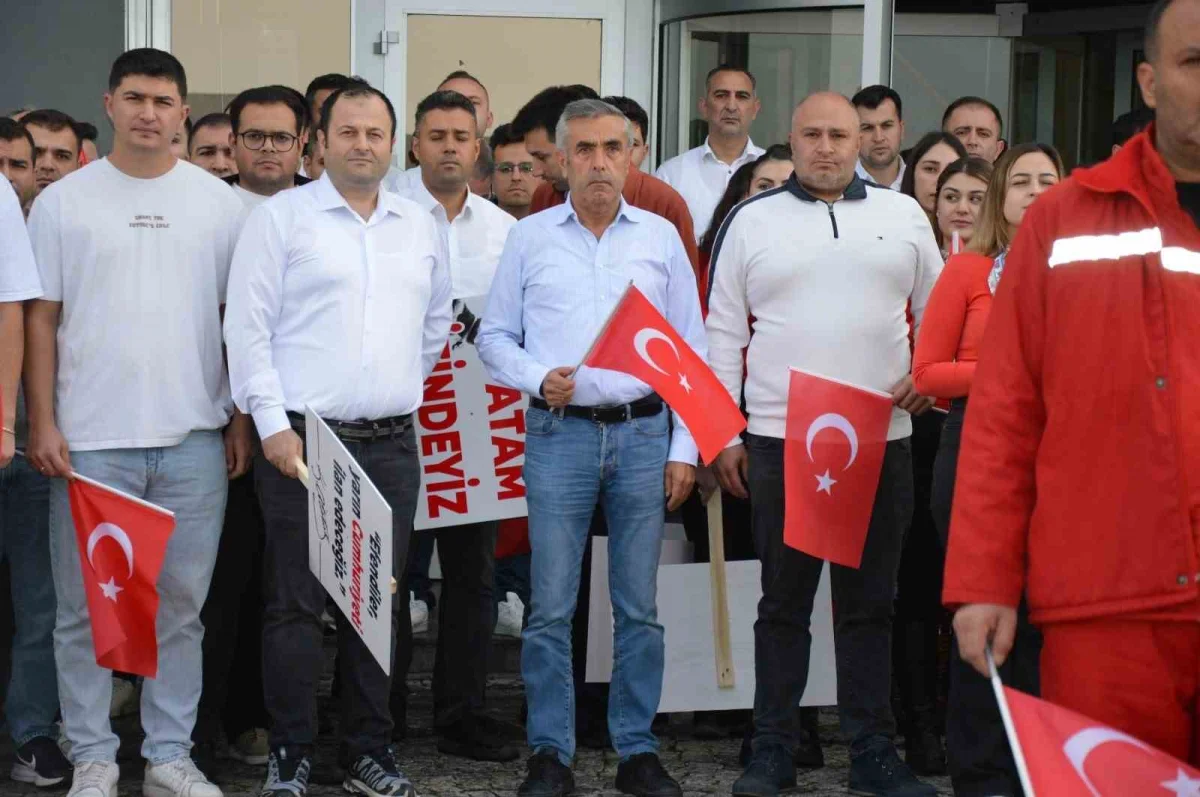 Gedik Piliç çalışanlarından Cumhuriyet'in 103. yılına özel kutlama 1