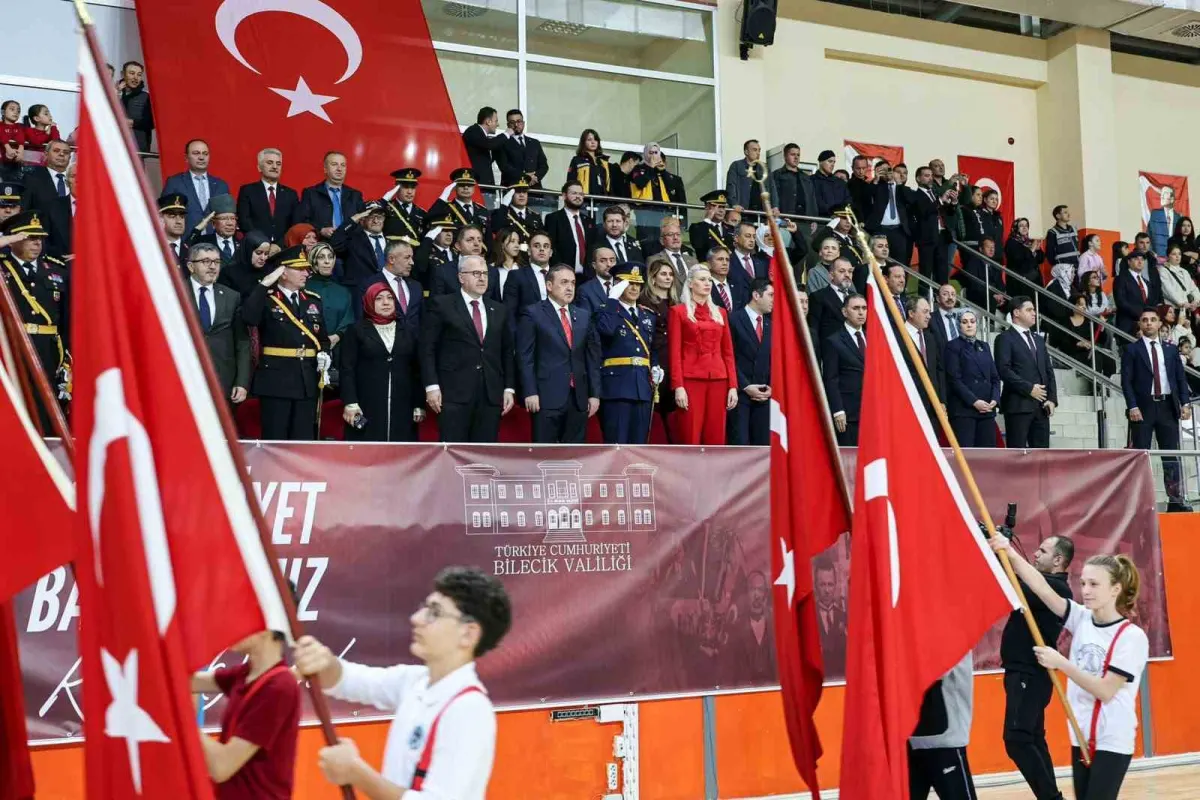 Bilecik'teki Cumhuriyet Bayramı kutlamalarında anaokulu öğrencilerinden özel gösteri 4