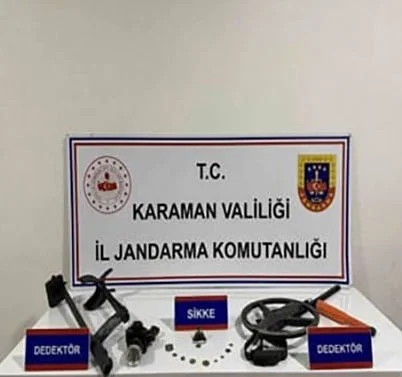 KARAMAN'DA JANDARMA EKİPLERİNİN GERÇEKLEŞTİRDİĞİ ASAYİŞ DENETİMLERDE ARANAN 80 KİŞİ YAKALANIRKEN...
