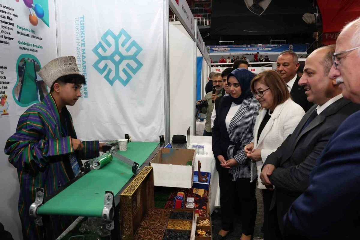 Gaziantep'te Türk dünyasının gençleri bilim ve teknoloji için buluştu 3