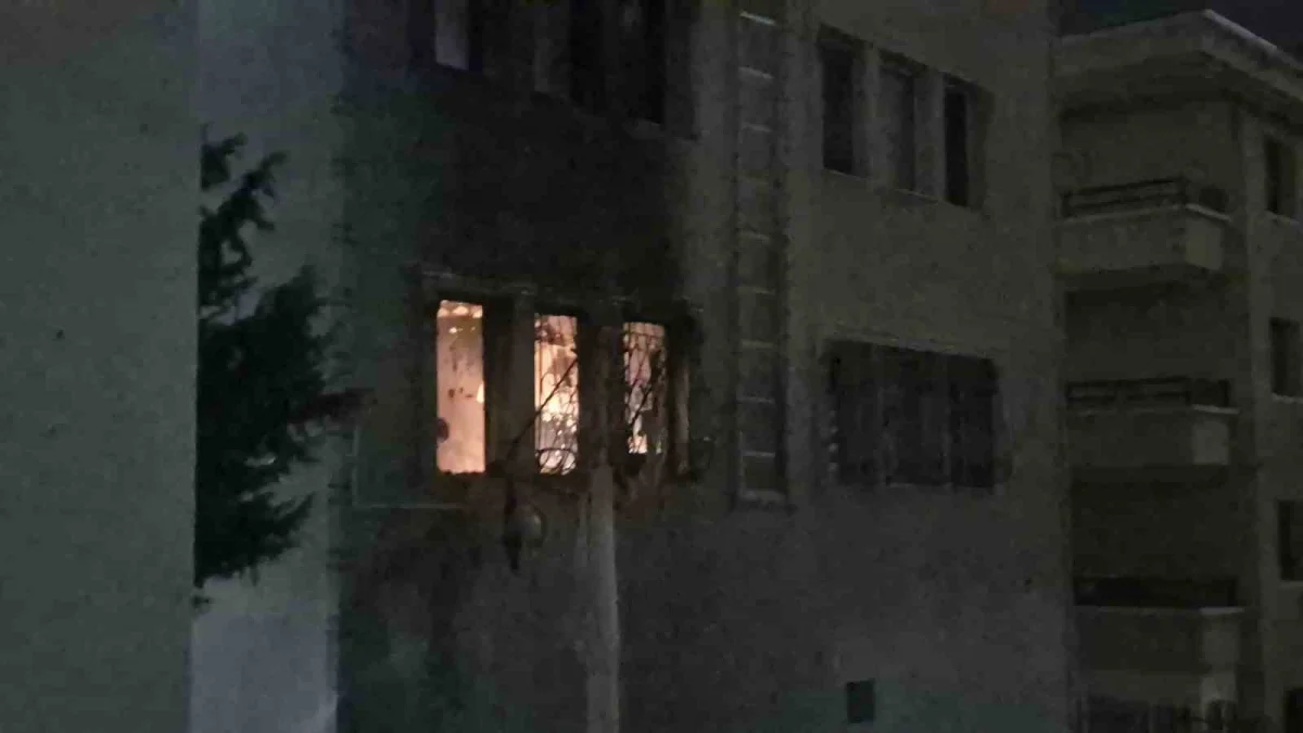 Ankara'da bir dairede doğal gaz patlaması yaşandı 3