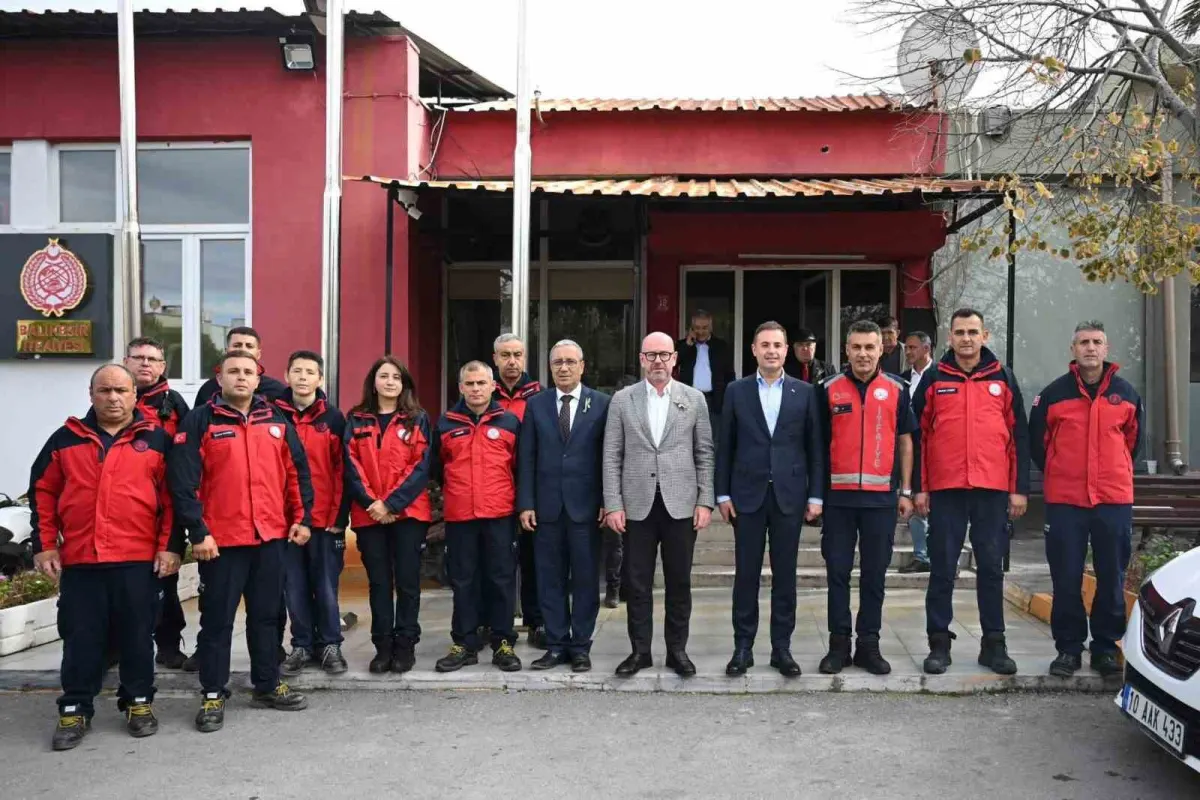 Balıkesir Büyükşehir Belediye Başkanı Akın'dan Ayvalık'a altyapı ve hizmet binası sözü 3