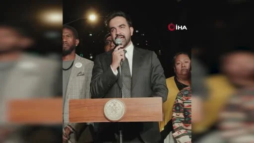 New York Belediye Başkanı Zohran Mamdani, Göçmenlik ve Gümrük Muhafaza Dairesi (ICE) ajanlarının 5...