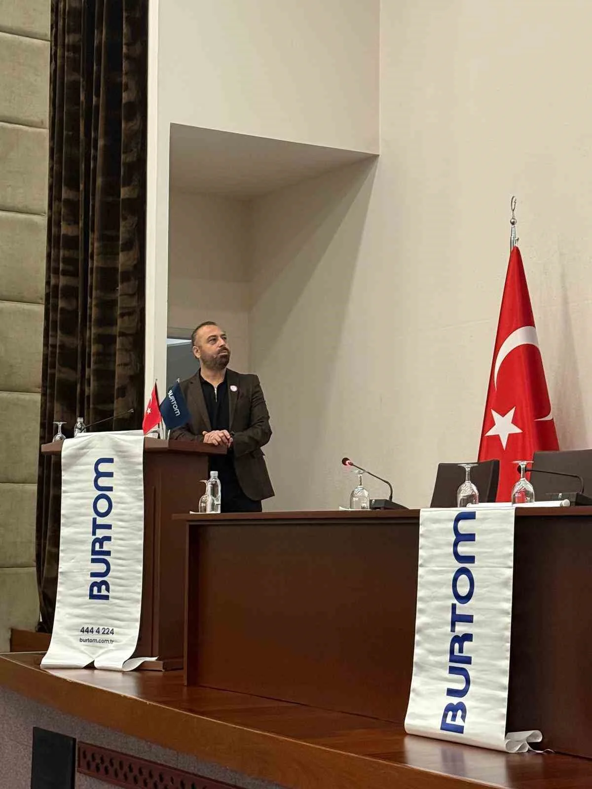 Bursa'da UİB personeline meme kanseri ve erken teşhis semineri verildi 3