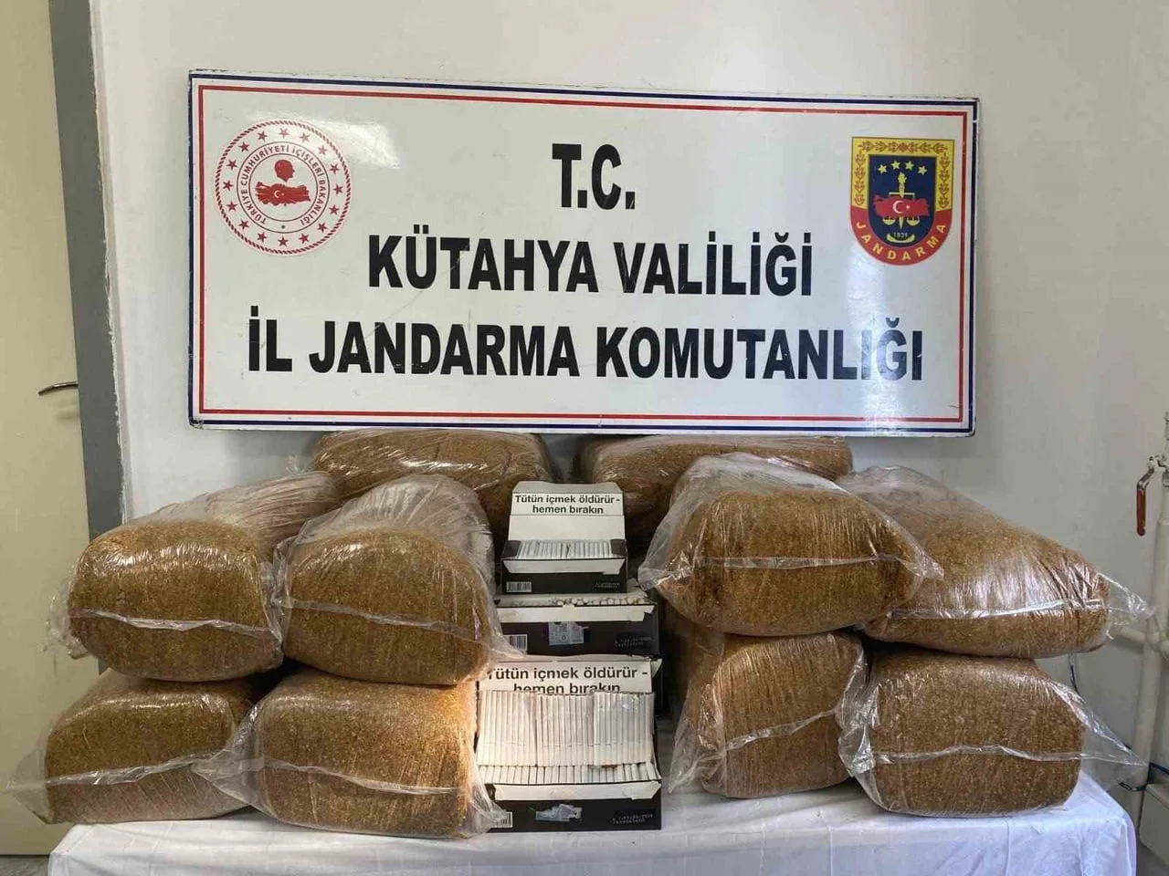 KÜTAHYA’DA JANDARMADAN KAÇAKÇILIK OPERASYONU
