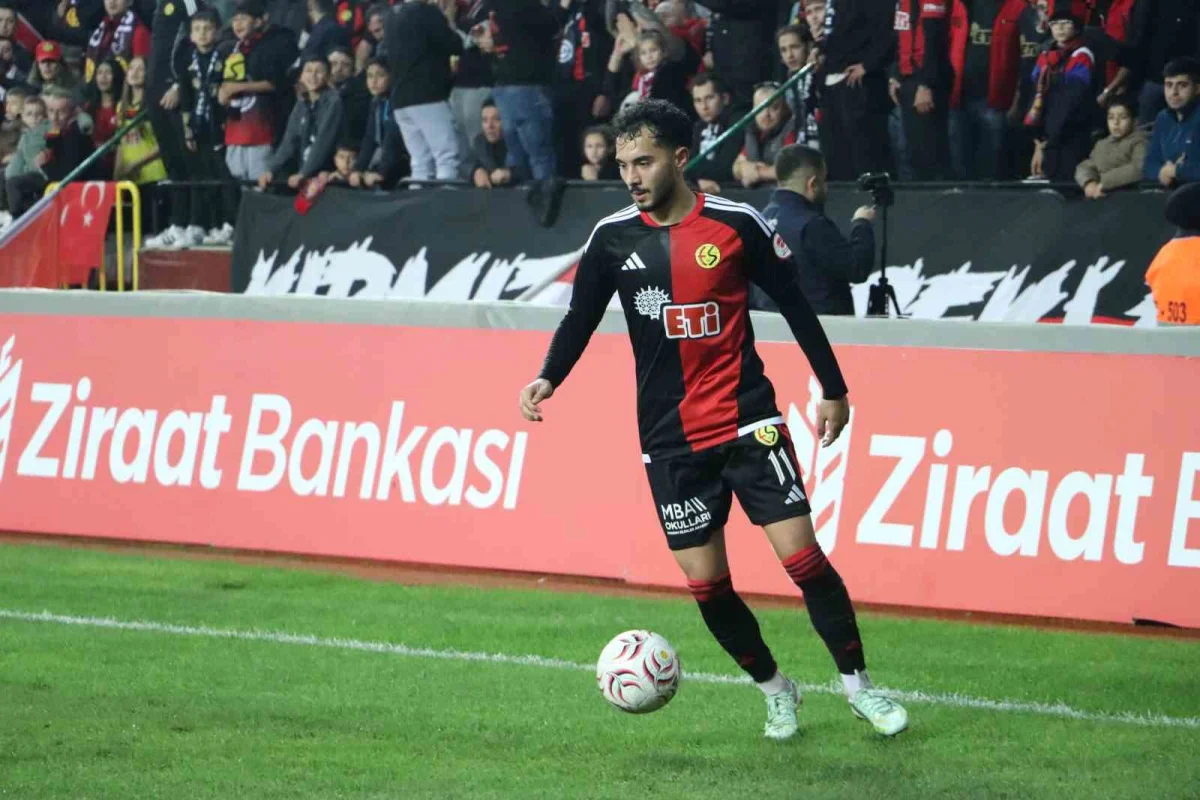 Ziraat Türkiye Kupası'nda Eskişehirspor, Iğdır FK'yı 1-0 mağlup etti 4