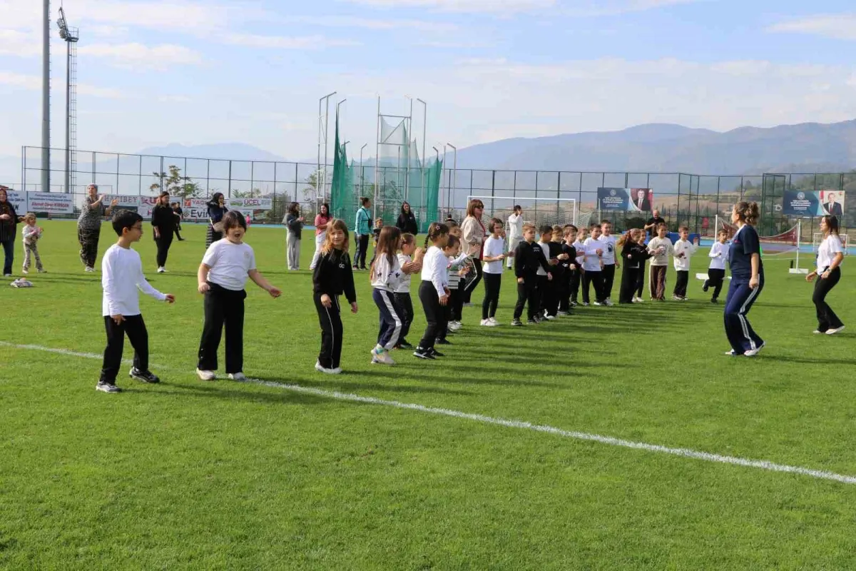 Safranbolu'da öğrenciler ve aileleri geleneksel oyunlarda buluştu 2
