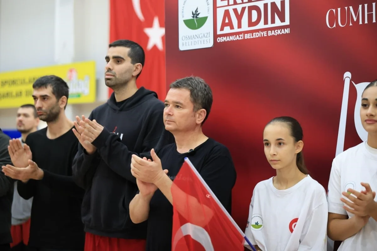 Osmangazi'de Cumhuriyet Bayramı coşkusu basketbol turnuvasıyla yaşandı 1