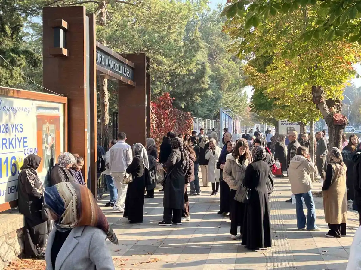 Çorum'da KPSS ortaöğretim heyecanı: Yüzlerce aday salonlarda ter döküyor 4