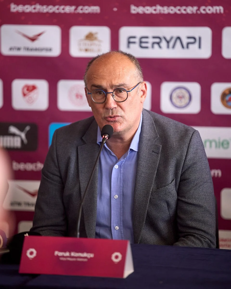 Alanya uluslararası spor turizmi hedefleriyle plaj futbolu ailesine katıldı 2