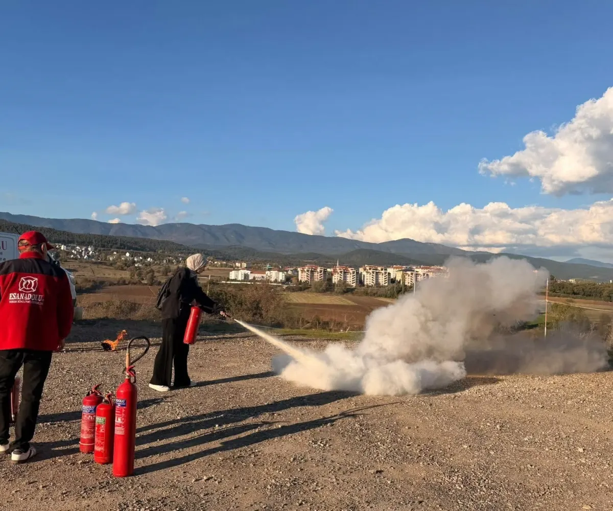 Bolu'daki öğrenci yurdunda gerçeği aratmayan tatbikat 4
