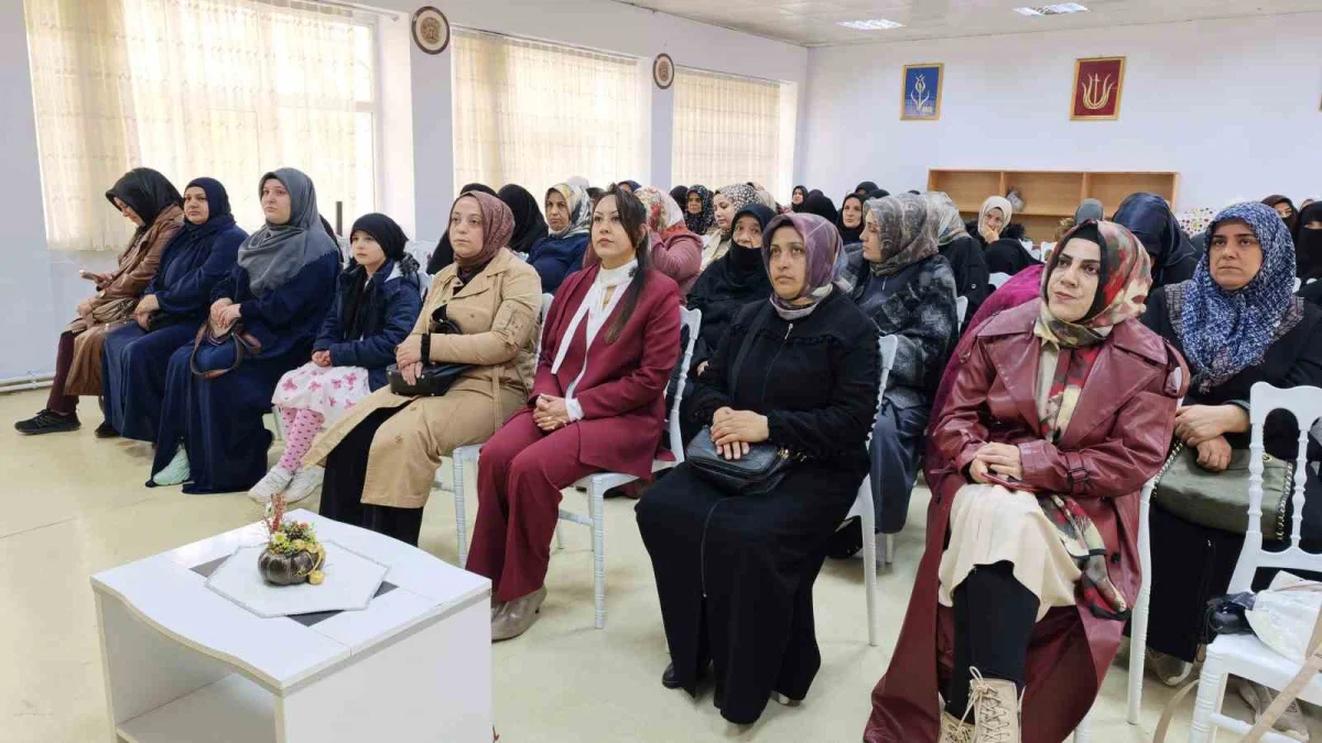 Muş'ta annelere madde bağımlılığına karşı koruma eğitimi 3
