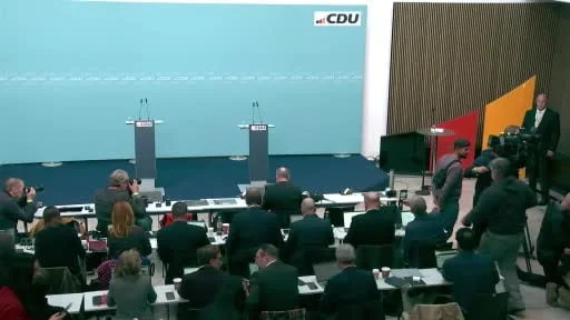 Almanya Başbakanı Friedrich Merz, ABD Başkanı Donald Trump'ın Rus akaryakıtına yönelik...