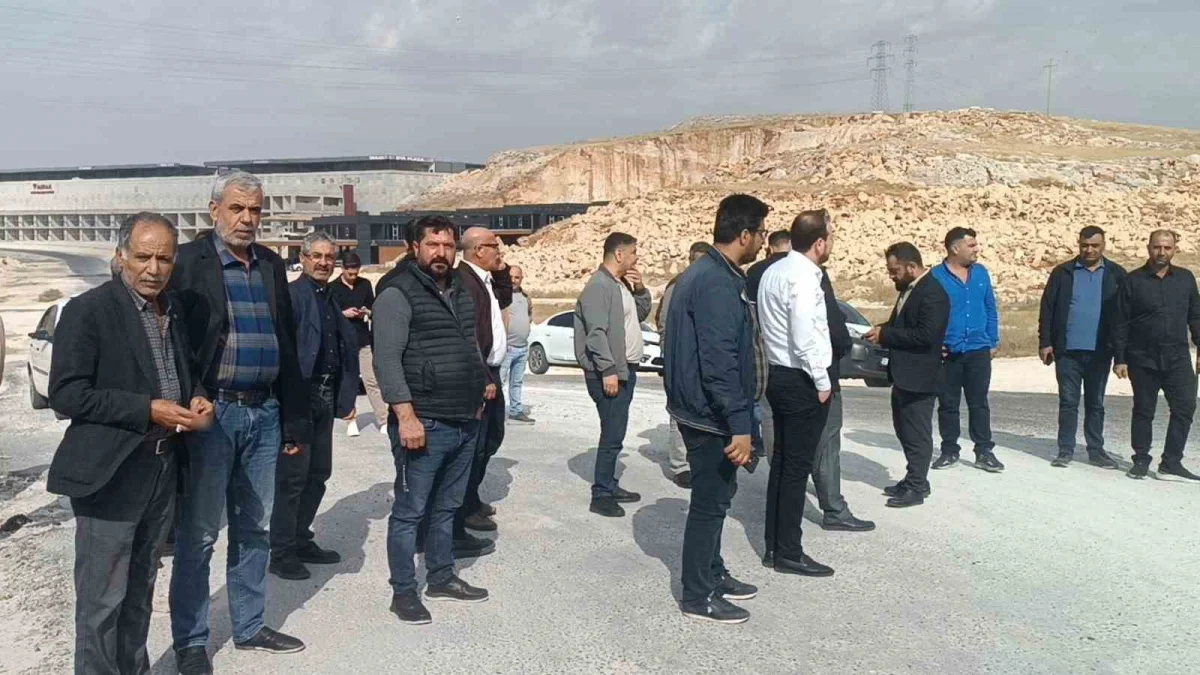 Şanlıurfa'da sanayi sitesi esnafından kavşak talebi: Can güvenliğimiz yok 1