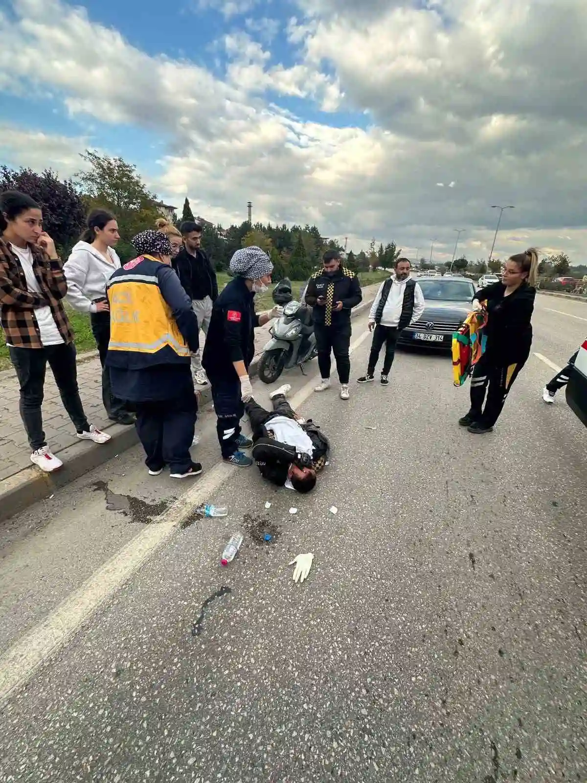 Karabük'te devrilen motosiklet metrelerce sürüklendi: Sürücü yaralandı 1