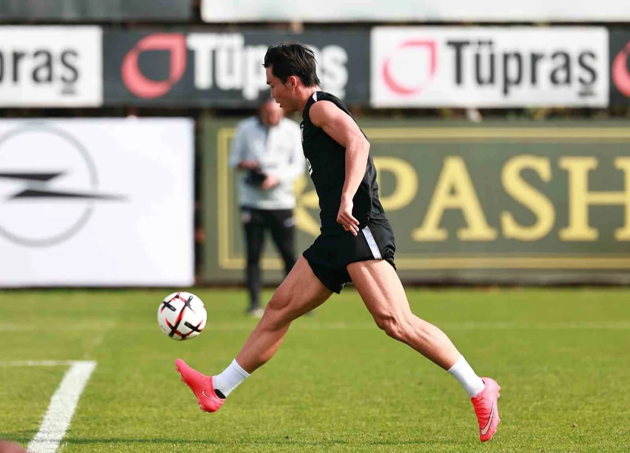 BEŞİKTAŞ'TA CRYSTAL PALACE MAÇI HAZIRLIKLARI BAŞLADI