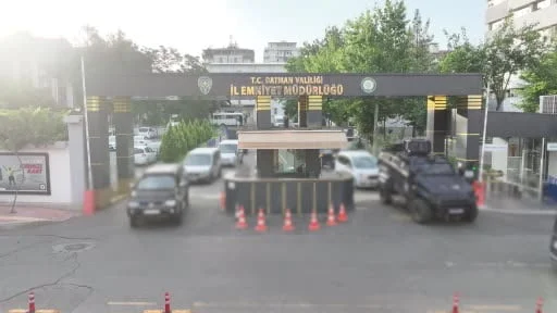 Batman'da yabancı uyruklu şahsın midesinden 750 gram metamfetamin çıktı