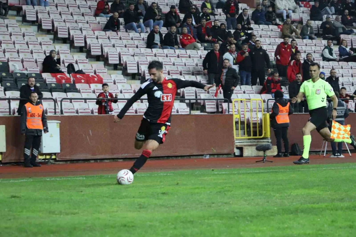 Ziraat Türkiye Kupası'nda Eskişehirspor, Iğdır FK'yı 1-0 mağlup etti 2